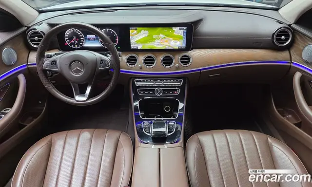 Mercedes-Benz E-Class 2018 2.0 АКПП, миниатюра 10 Mercedes-Benz E-Class 2018 2.0 АКПП, миниатюра 10