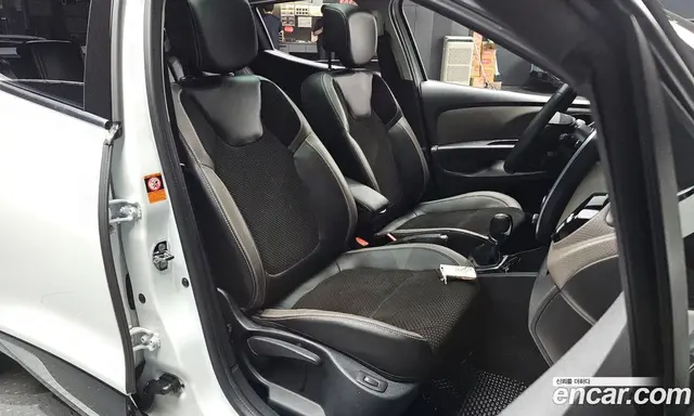 Renault (Samsung) Clio 2019 1.5 АКПП, миниатюра 12
