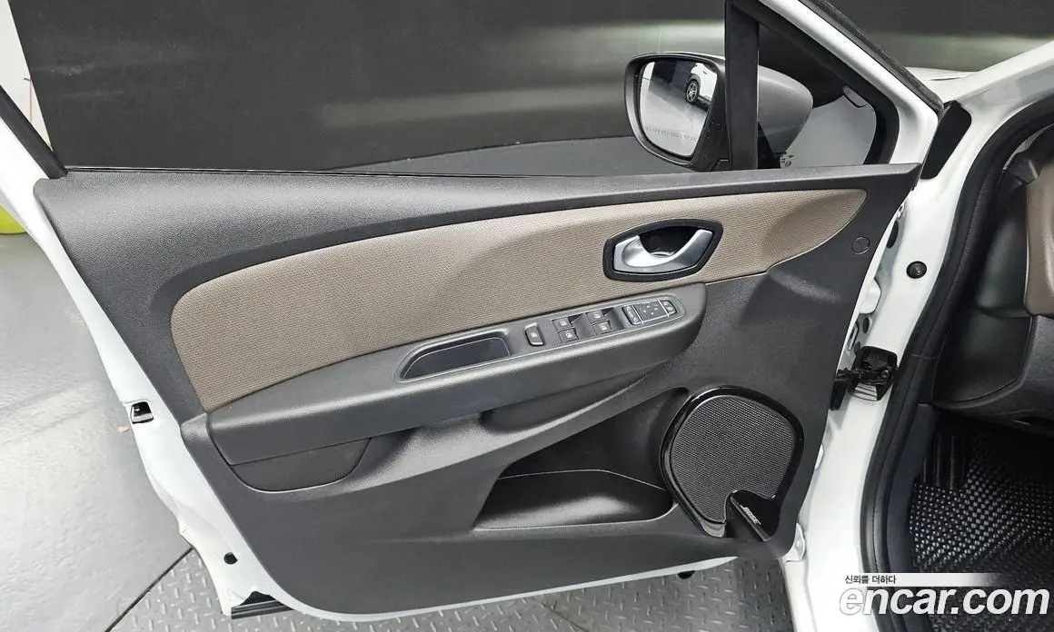 Renault (Samsung) Clio 2019 1.5 АКПП, фото 13