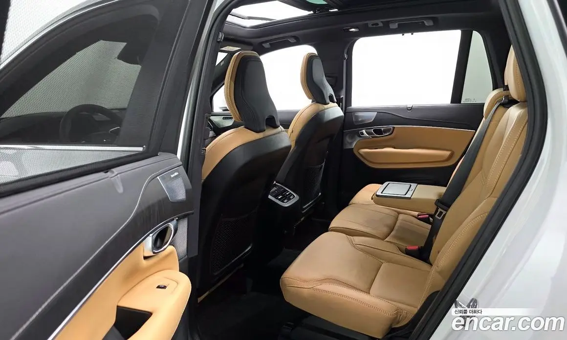 Volvo XC90 2023 2.0 АКПП, фото 17