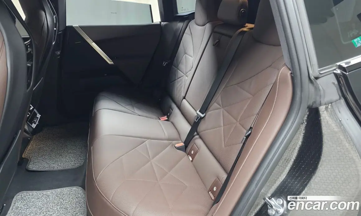 BMW iX 2025 0.3 АКПП, фото 16
