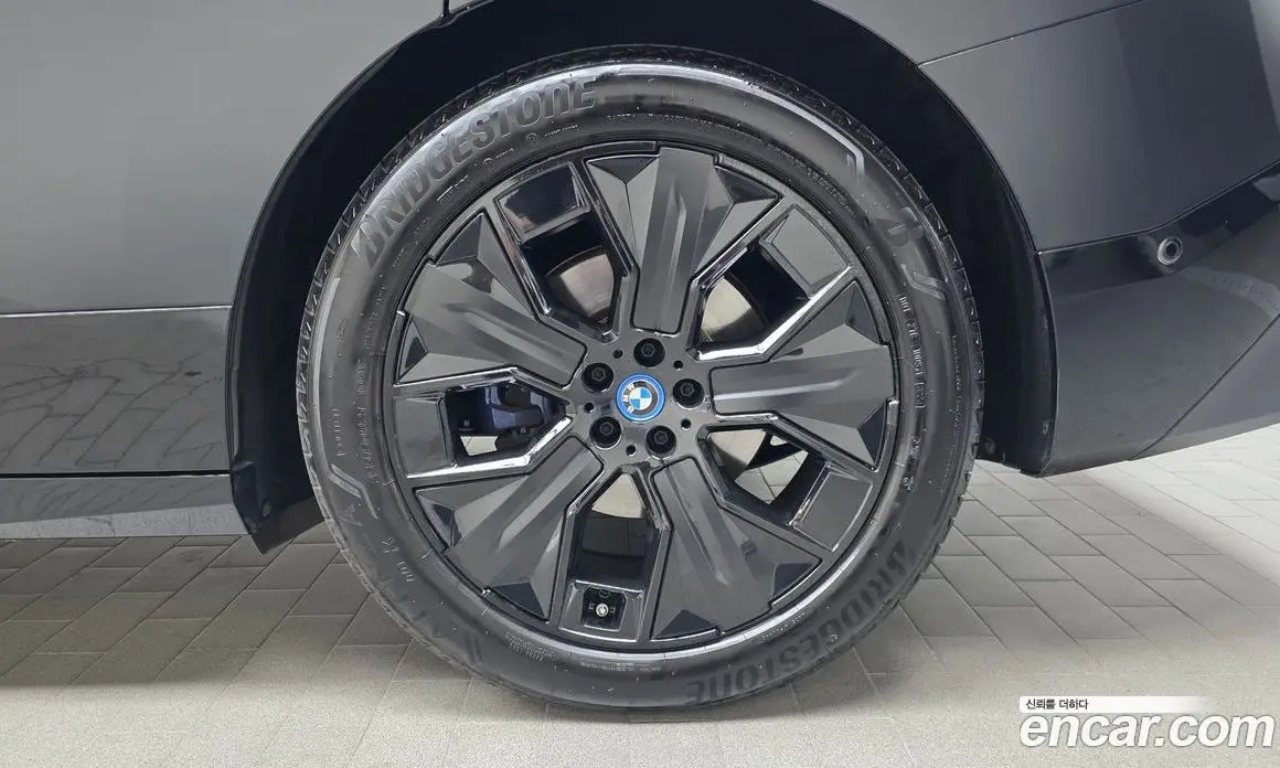 BMW iX 2025 0.3 АКПП, фото 7