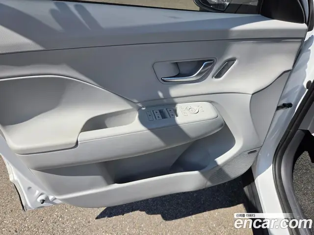 Hyundai Kona 2024 1.6 АКПП, миниатюра 4 Hyundai Kona 2024 1.6 АКПП, миниатюра 4