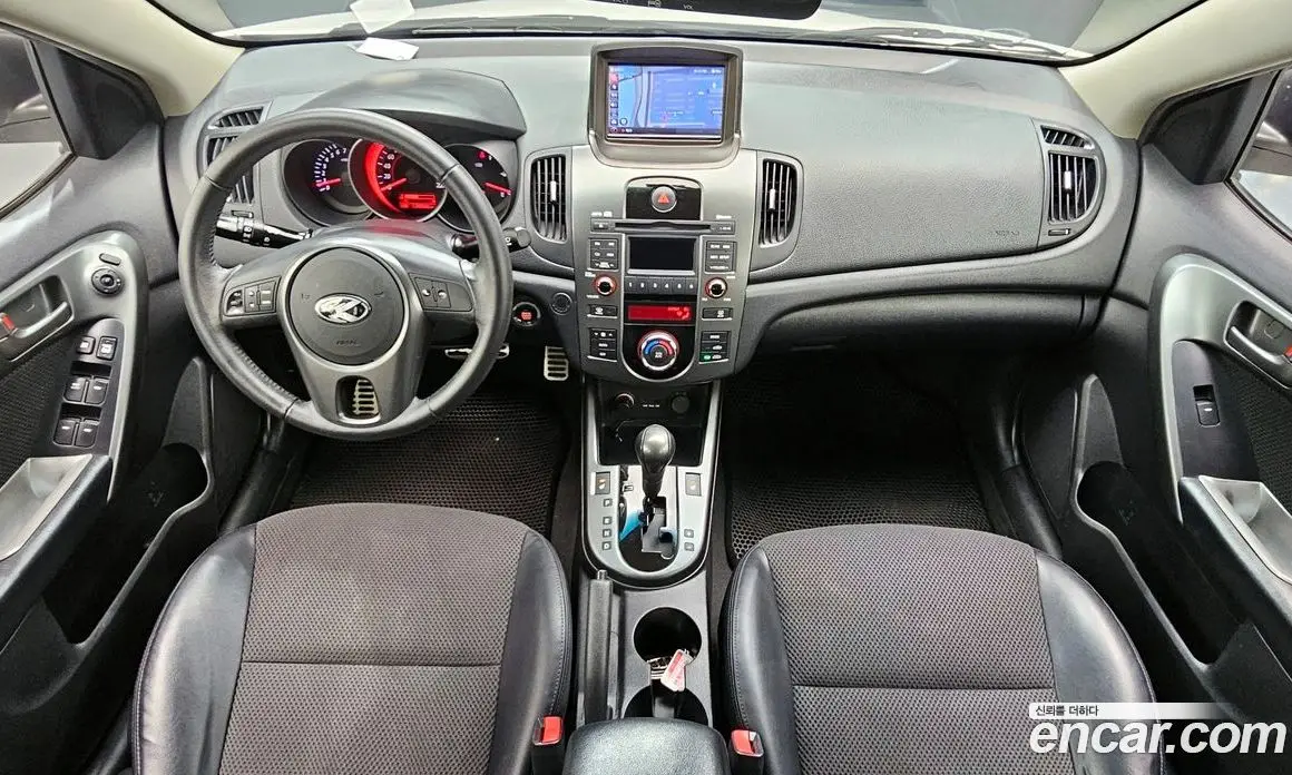 Kia Porte 2010 1.6 АКПП, фото 7