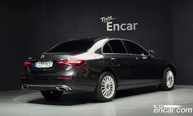 Mercedes-Benz E-Class 2021 1.9 АКПП, миниатюра 2 Mercedes-Benz E-Class 2021 1.9 АКПП, миниатюра 2