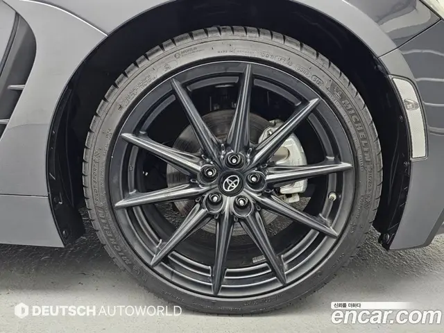 Toyota 86 2024 2.4 МКПП, миниатюра 5 Toyota 86 2024 2.4 МКПП, миниатюра 5