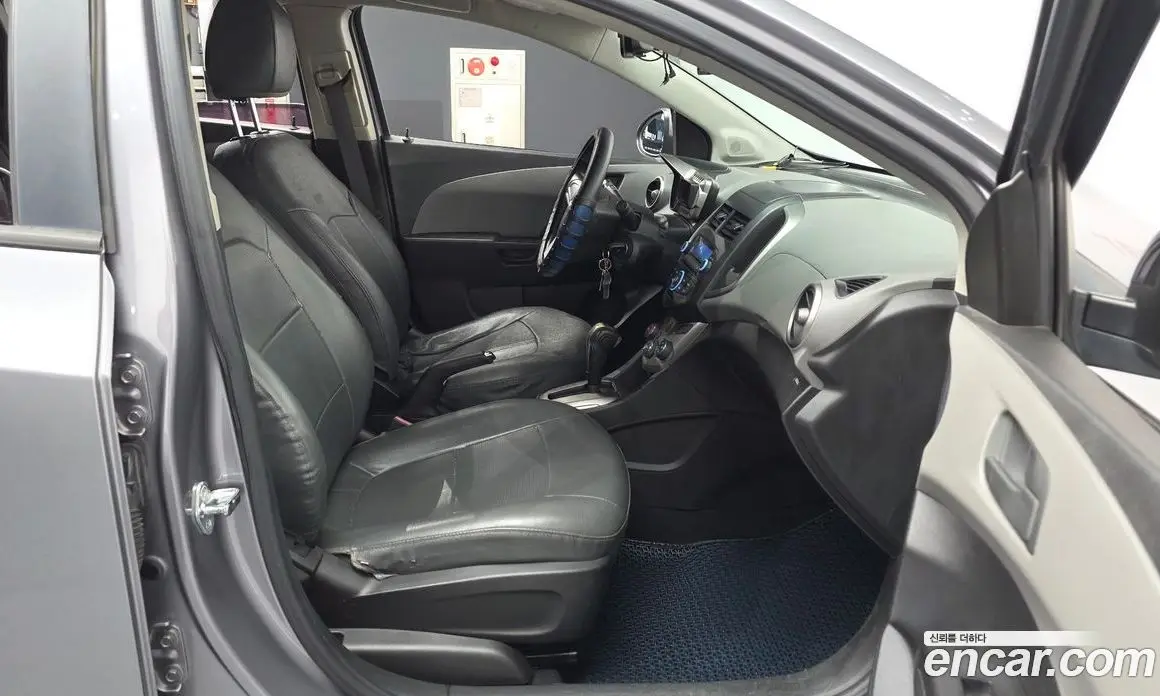 Chevrolet Aveo 2011 1.6 АКПП, фото 16