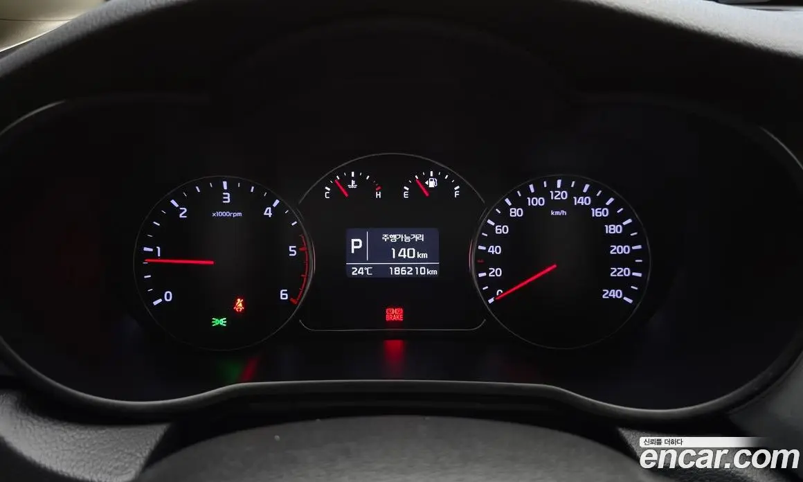 Kia Carens 2015 1.7 АКПП, фото 8