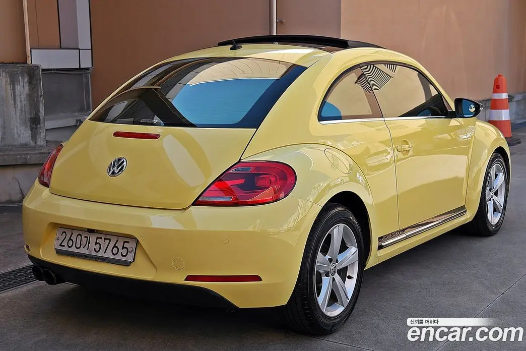 Volkswagen Beetle 2013 2.0 АКПП, фото 2 Volkswagen Beetle 2013 2.0 АКПП, фото 2