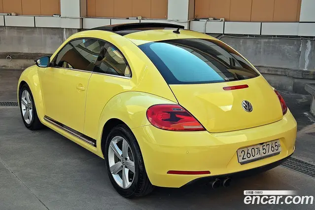 Volkswagen Beetle 2013 2.0 АКПП, миниатюра 6 Volkswagen Beetle 2013 2.0 АКПП, миниатюра 6