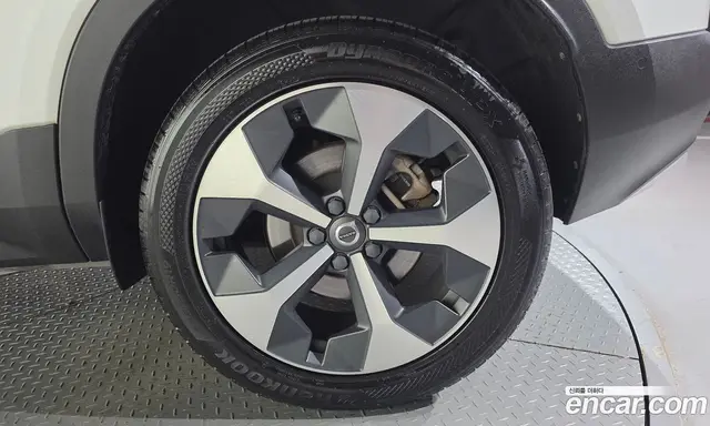 Volvo XC40 2023 2.0 АКПП, миниатюра 7