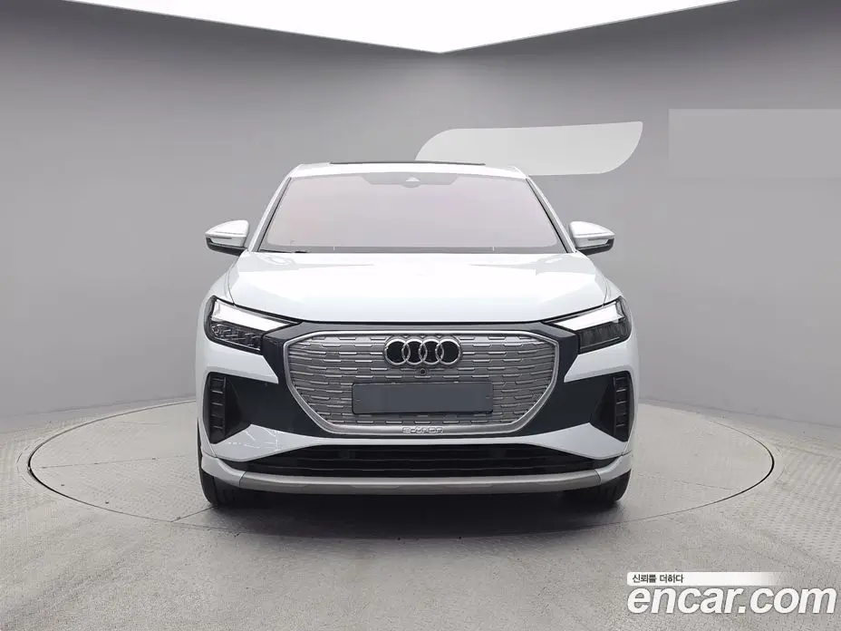 Audi Q4 e-tron 2023 0.2 АКПП, фото 3