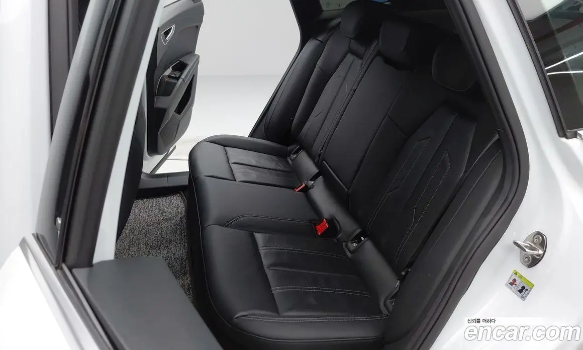 Audi Q4 e-tron 2023 0.2 АКПП, фото 8