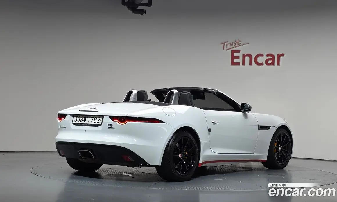 Jaguar F-Type 2020 2.0 АКПП, фото 2 Jaguar F-Type 2020 2.0 АКПП, фото 2