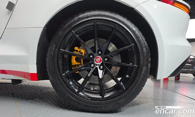 Jaguar F-Type 2020 2.0 АКПП, миниатюра 7 Jaguar F-Type 2020 2.0 АКПП, миниатюра 7