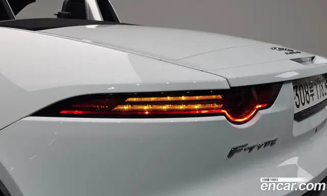 Jaguar F-Type 2020 2.0 АКПП, миниатюра 9 Jaguar F-Type 2020 2.0 АКПП, миниатюра 9