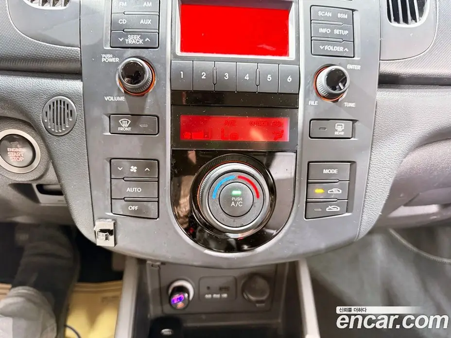 Kia Porte 2009 1.6 АКПП, фото 13