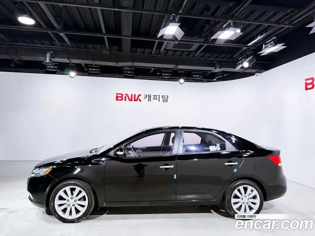 Kia Porte 2009 1.6 АКПП, миниатюра 3