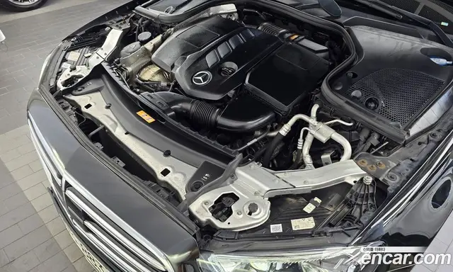 Mercedes-Benz E-Class 2022 1.9 АКПП, миниатюра 6 Mercedes-Benz E-Class 2022 1.9 АКПП, миниатюра 6