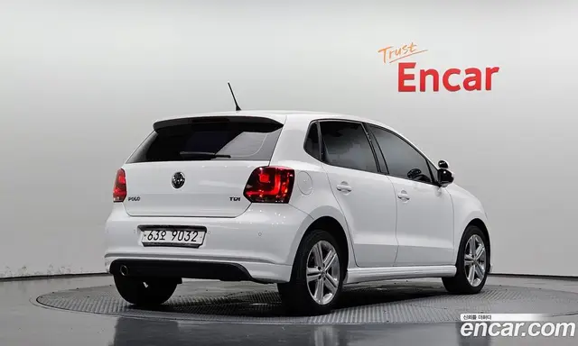 Volkswagen Polo 2014 1.6 АКПП, миниатюра 2 Volkswagen Polo 2014 1.6 АКПП, миниатюра 2