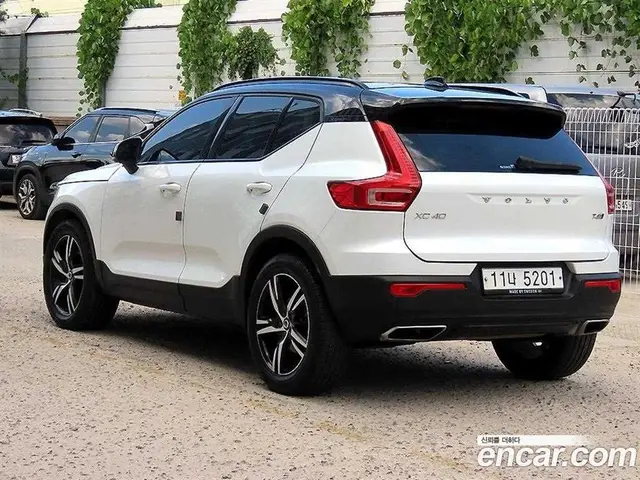 Volvo XC40 2019 2.0 АКПП, миниатюра 2 Volvo XC40 2019 2.0 АКПП, миниатюра 2