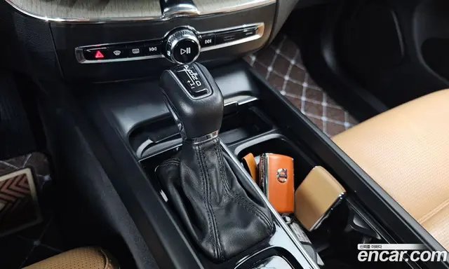 Volvo XC60 2018 2.0 АКПП, миниатюра 11