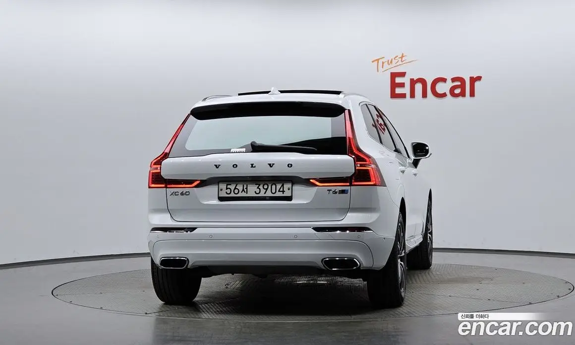 Volvo XC60 2018 2.0 АКПП, фото 3