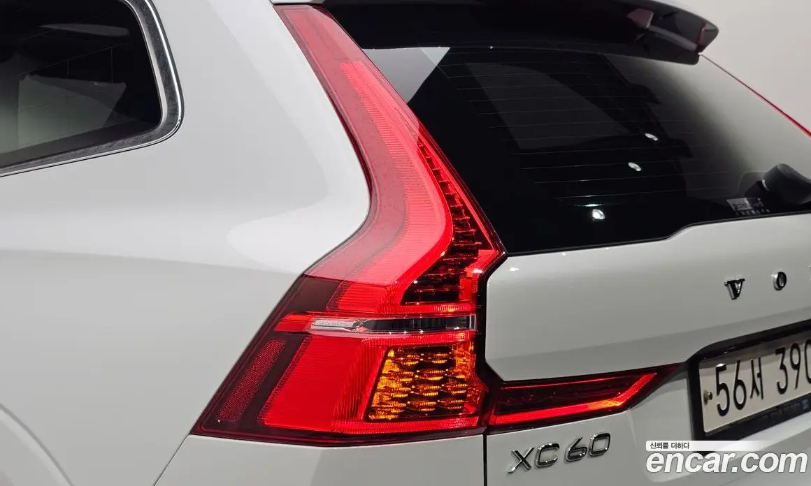 Volvo XC60 2018 2.0 АКПП, фото 8