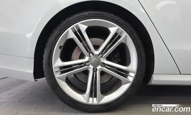 Audi S8 2014 4.0 АКПП, миниатюра 5