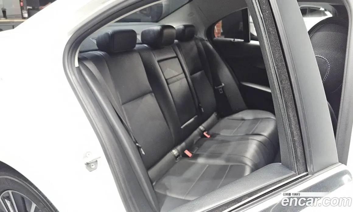 Mercedes-Benz C-Class 2019 2.0 АКПП, фото 12 Mercedes-Benz C-Class 2019 2.0 АКПП, фото 12