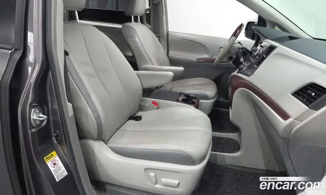 Toyota Sienna 2013 3.5 АКПП, миниатюра 11 Toyota Sienna 2013 3.5 АКПП, миниатюра 11