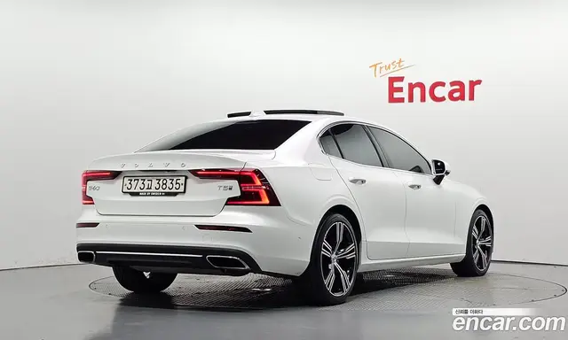 Volvo S60 2020 2.0 АКПП, миниатюра 2