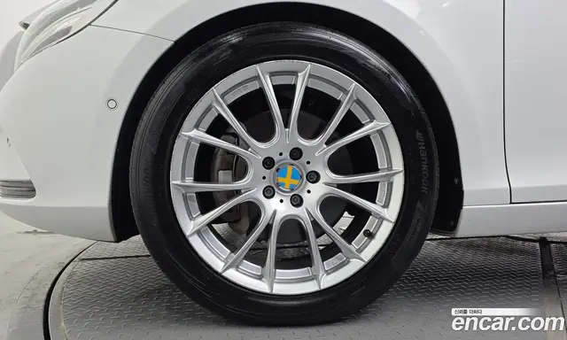 Volvo V40 2018 2.0 АКПП, миниатюра 5 Volvo V40 2018 2.0 АКПП, миниатюра 5