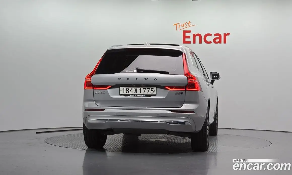 Volvo XC60 2021 2.0 АКПП, фото 3