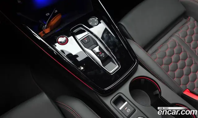 Audi RS3 2025 2.5 АКПП, миниатюра 11