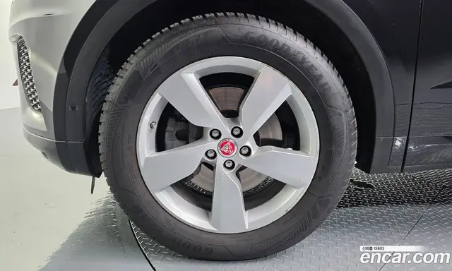 Jaguar E-Pace 2018 2.0 АКПП, миниатюра 5 Jaguar E-Pace 2018 2.0 АКПП, миниатюра 5