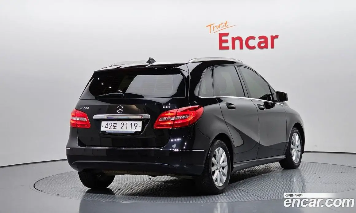 Mercedes-Benz B-Class 2014 1.8 АКПП, фото 2 Mercedes-Benz B-Class 2014 1.8 АКПП, фото 2