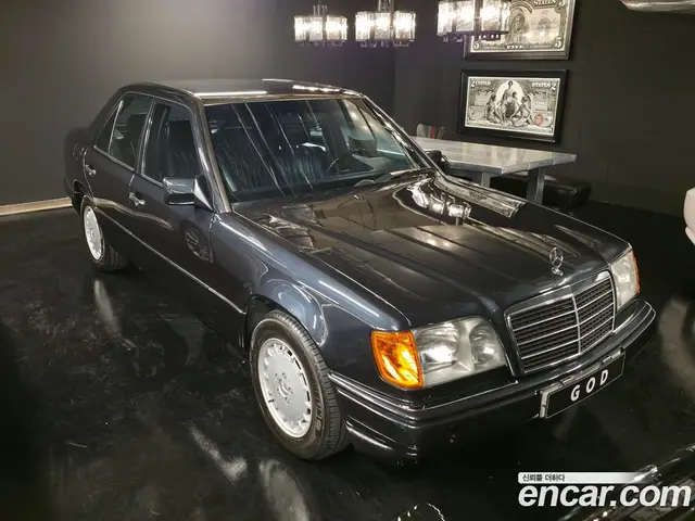 Mercedes-Benz E-Class 1995 2.0 АКПП, миниатюра 3