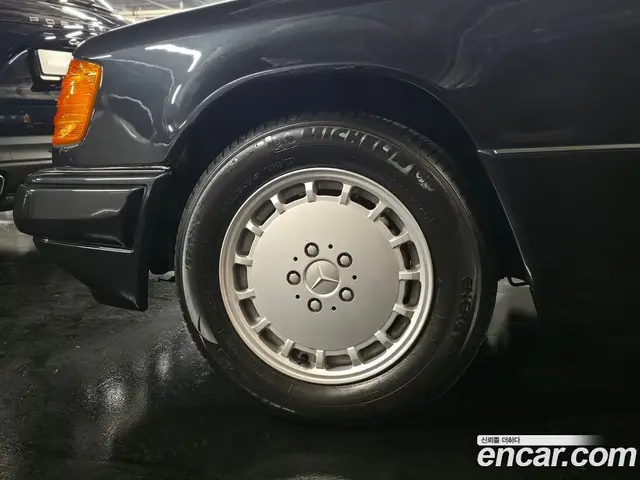 Mercedes-Benz E-Class 1995 2.0 АКПП, миниатюра 5