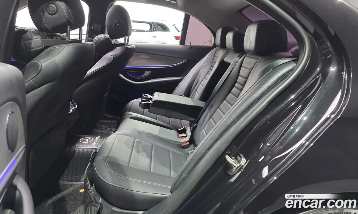 Mercedes-Benz E-Class 2018 2.0 АКПП, фото 11