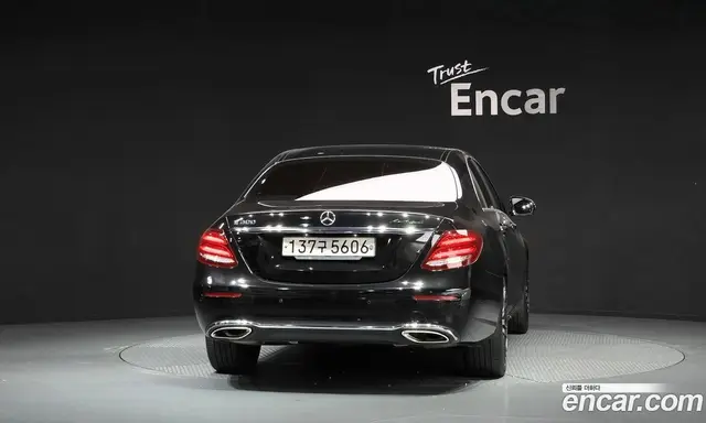 Mercedes-Benz E-Class 2018 2.0 АКПП, миниатюра 4