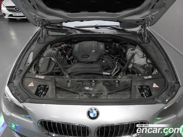 BMW 5 серия 2015 2.0 АКПП, миниатюра 6 BMW 5 серия 2015 2.0 АКПП, миниатюра 6