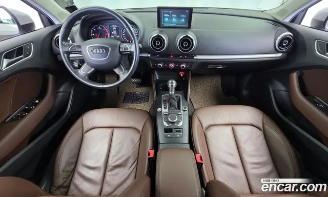 Audi A3 2015 1.6 АКПП, миниатюра 7