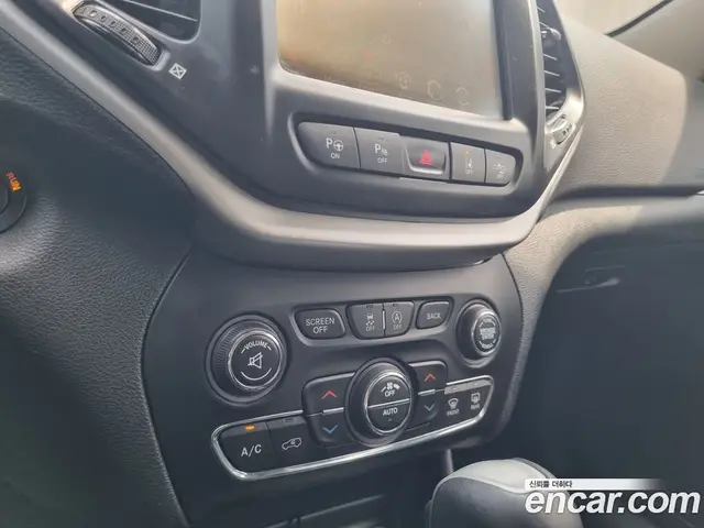 Jeep Cherokee 2017 2.2 АКПП, миниатюра 10