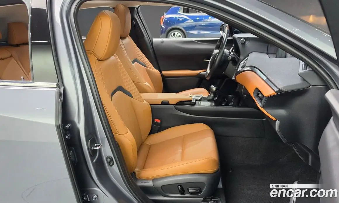 Lexus UX 2021 2.0 АКПП, фото 16 Lexus UX 2021 2.0 АКПП, фото 16