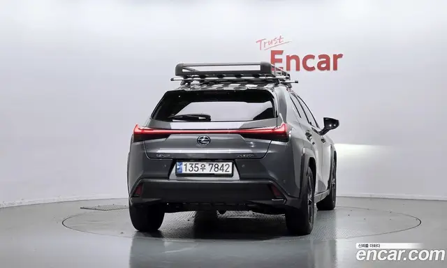 Lexus UX 2021 2.0 АКПП, миниатюра 4 Lexus UX 2021 2.0 АКПП, миниатюра 4