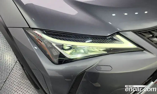 Lexus UX 2021 2.0 АКПП, миниатюра 8 Lexus UX 2021 2.0 АКПП, миниатюра 8