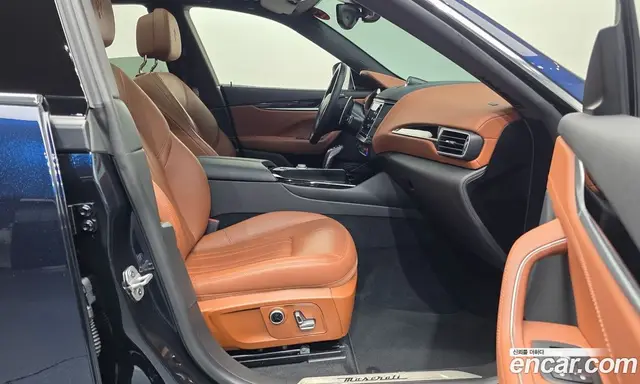 Maserati Levante 2021 2.0 АКПП, миниатюра 11 Maserati Levante 2021 2.0 АКПП, миниатюра 11