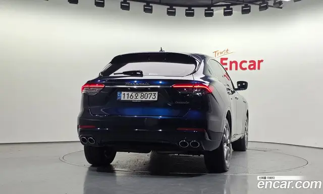 Maserati Levante 2021 2.0 АКПП, миниатюра 4 Maserati Levante 2021 2.0 АКПП, миниатюра 4