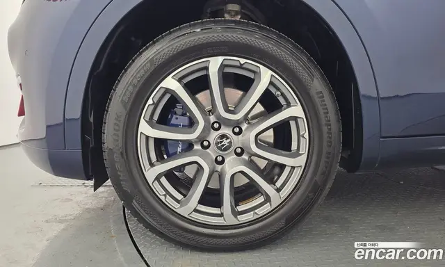 Maserati Levante 2021 2.0 АКПП, миниатюра 5 Maserati Levante 2021 2.0 АКПП, миниатюра 5